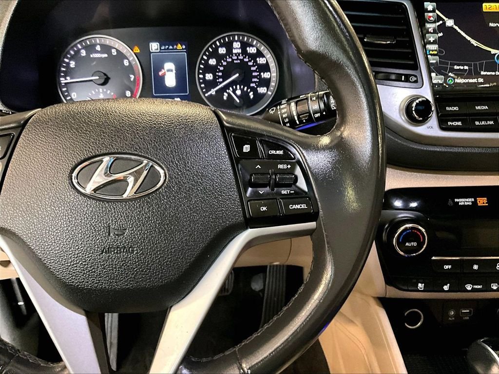 Used 2017 Beige Hyundai Limited image 25