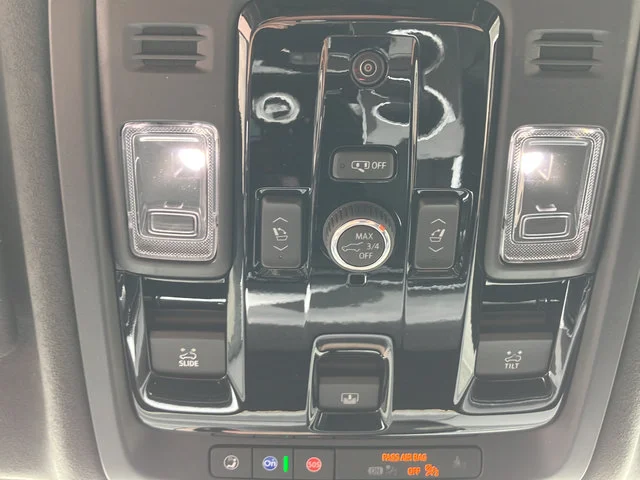 2026 Cadillac Escalade V-Series - Photo 23