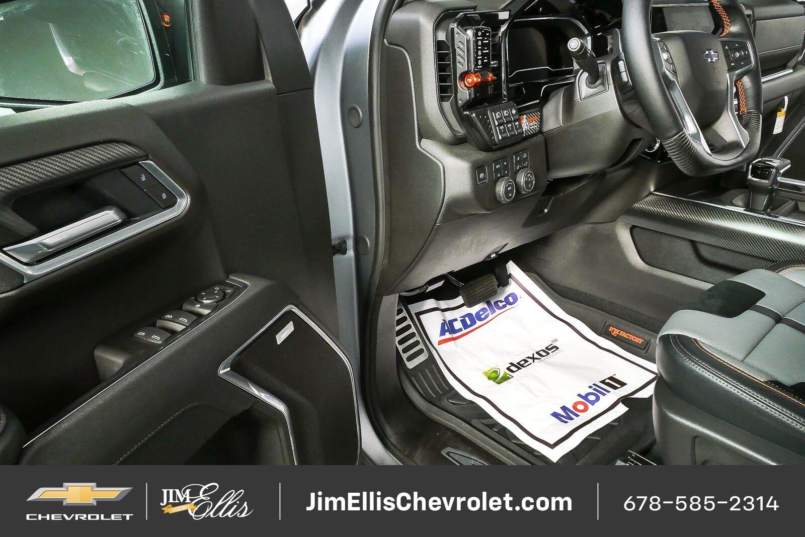 2025 Chevrolet Silverado 1500 RST - Photo 8