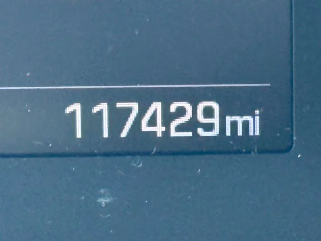Used 2018 White Hyundai SEL image 13