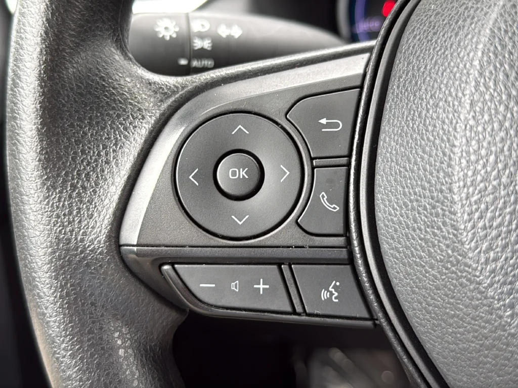 Used 2024 Silver Toyota XLE image 29