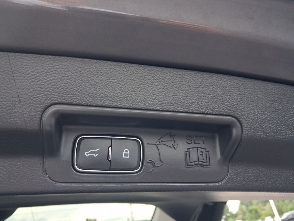 Used 2025 Gray Metallic Ford Active image 19