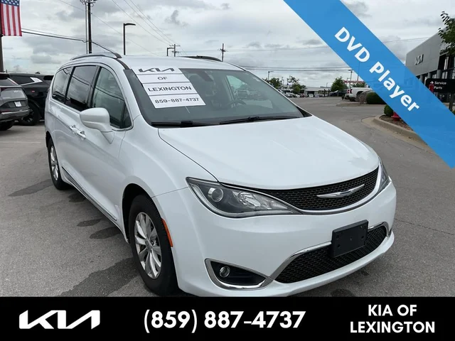 2018 Chrysler Pacifica Touring L Plus