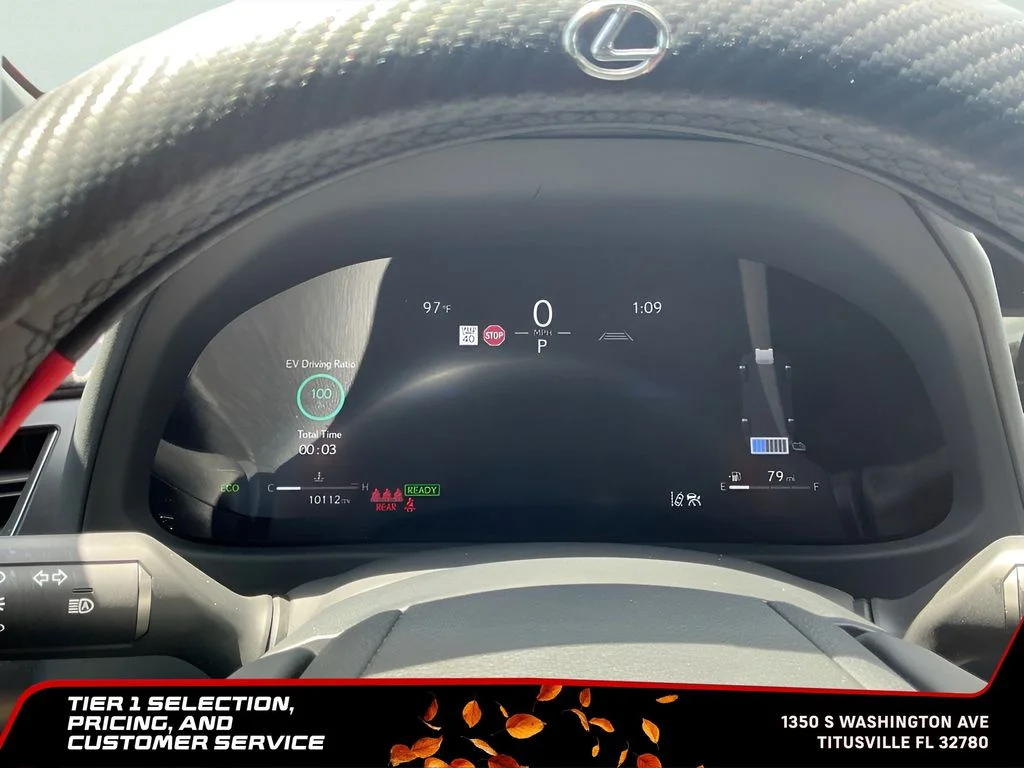 Used 2025 White Lexus 300h Premium image 26