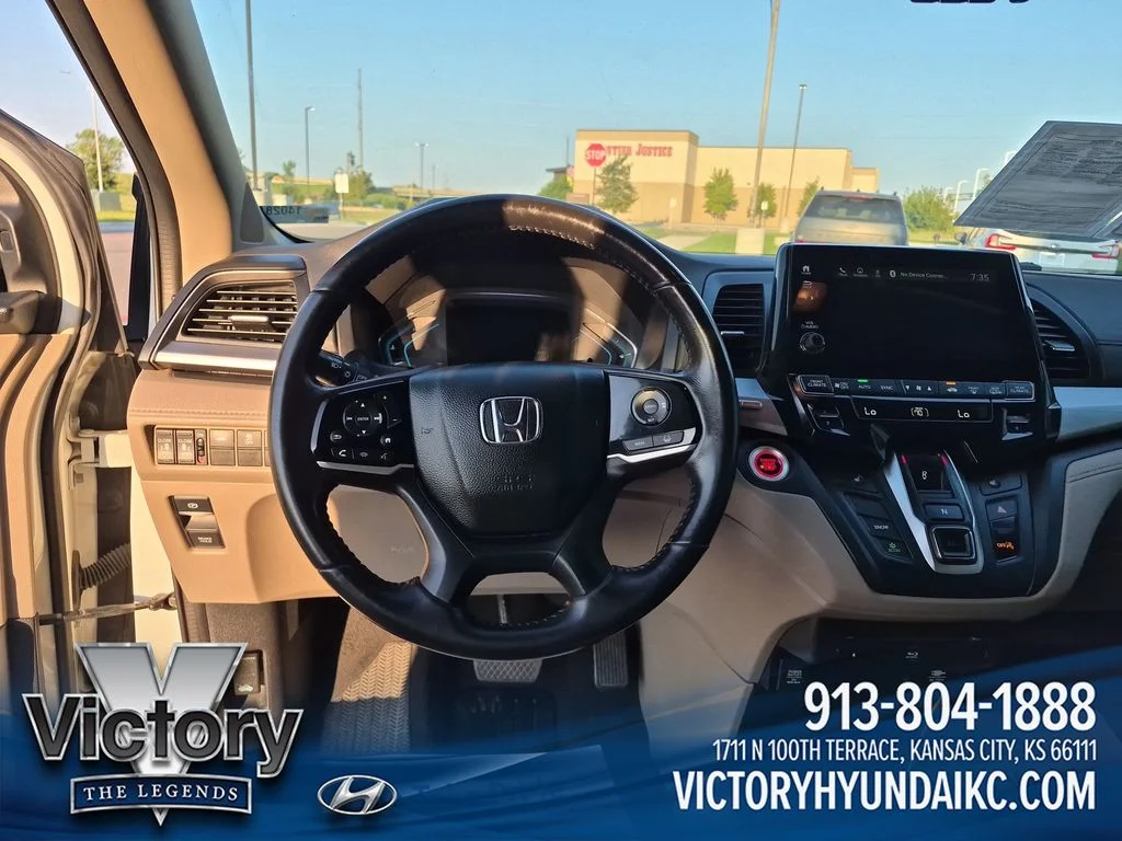 Used 2018  Honda EX-L image 13