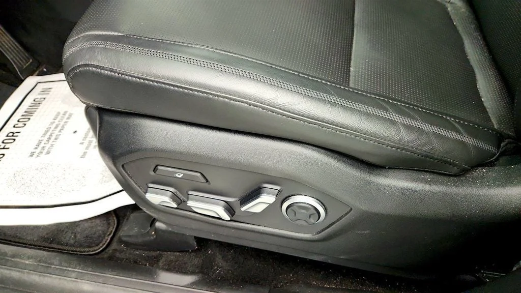 Used 2024 Rockwood Green Hyundai Calligraphy AWD image 12