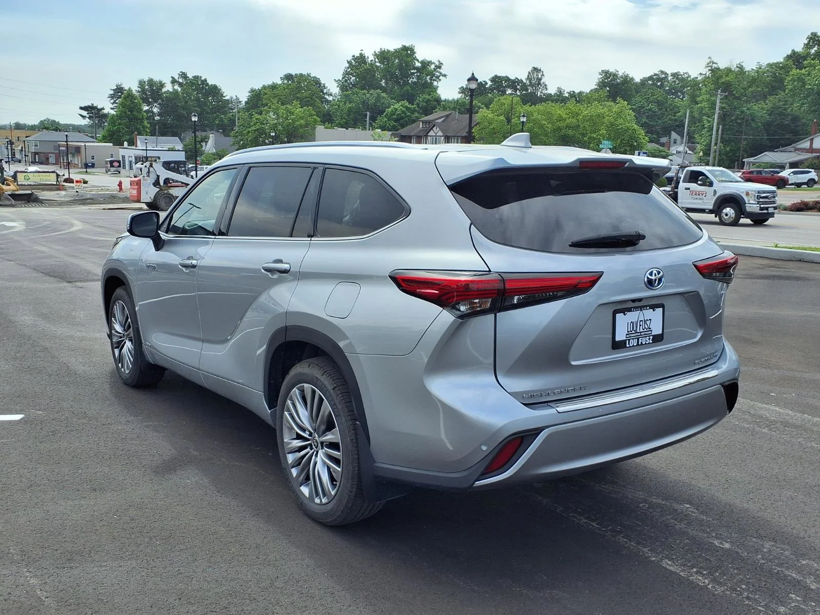 Used 2021 Celestial Silver Metallic Toyota Hybrid Platinum image 29