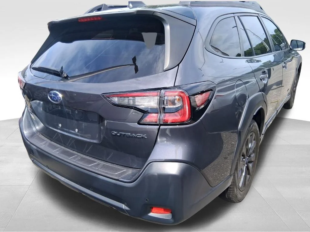 Used 2024 Gray Subaru Onyx Edition image 8
