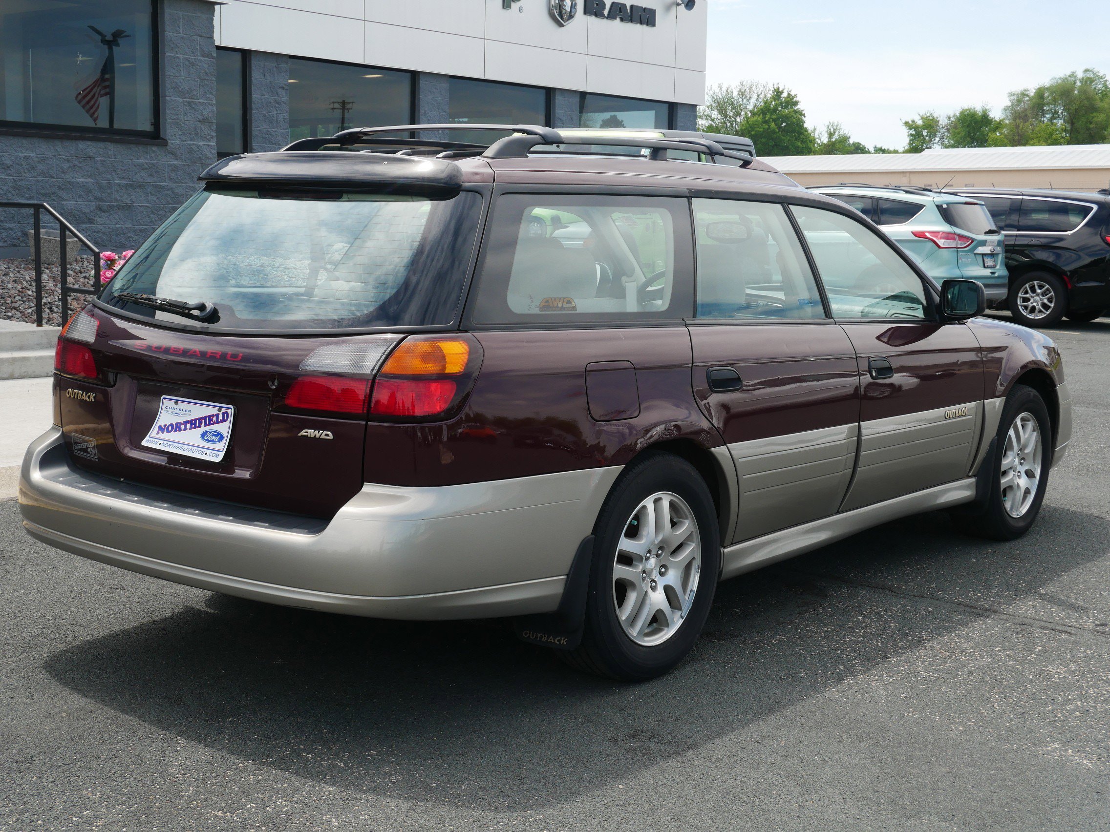 Used 2001 Red Subaru Outback w/GB Equip image 7
