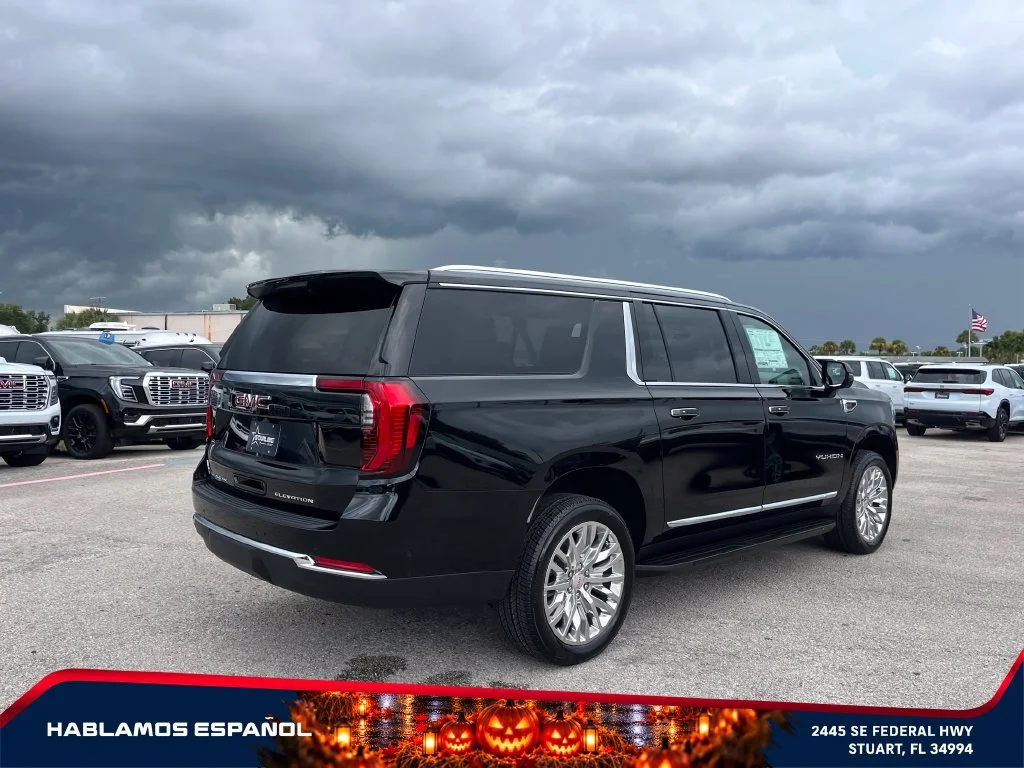 New 2026 Onyx Black GMC Elevation image 7