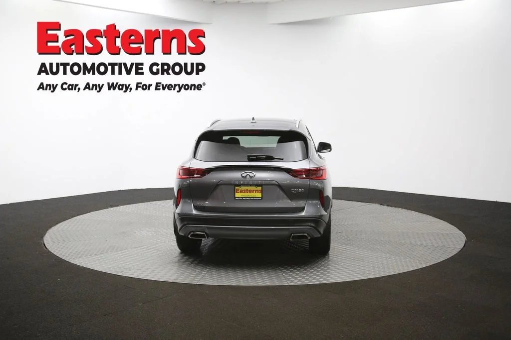 Used 2022 Gray INFINITI LUXE image 39