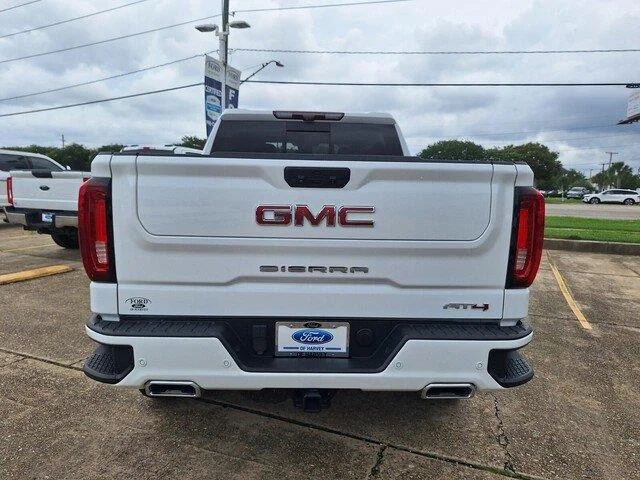 Used 2023 WHITE GMC AT4 image 4