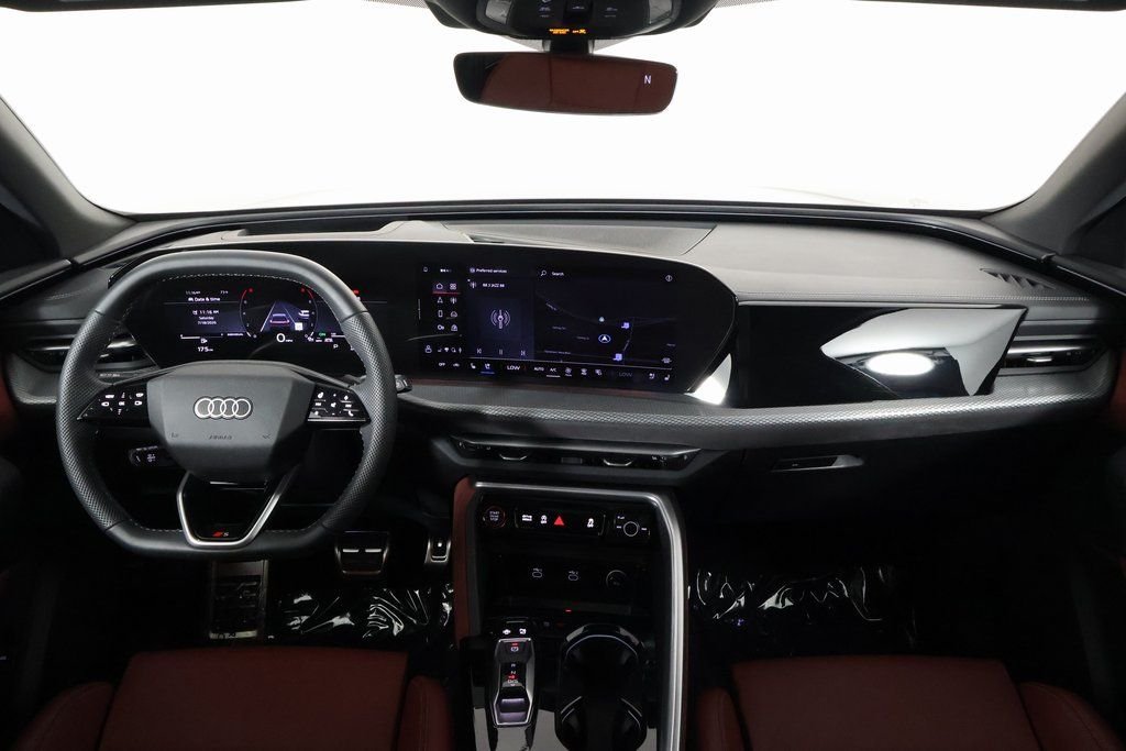 Used 2025 Daytona Gray Pearl Effect Audi 3.0T Premium Plus image 8