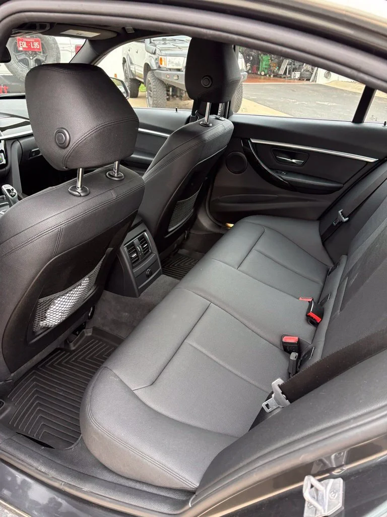 Used 2018 Mineral Grey Metallic BMW 330i xDrive image 13