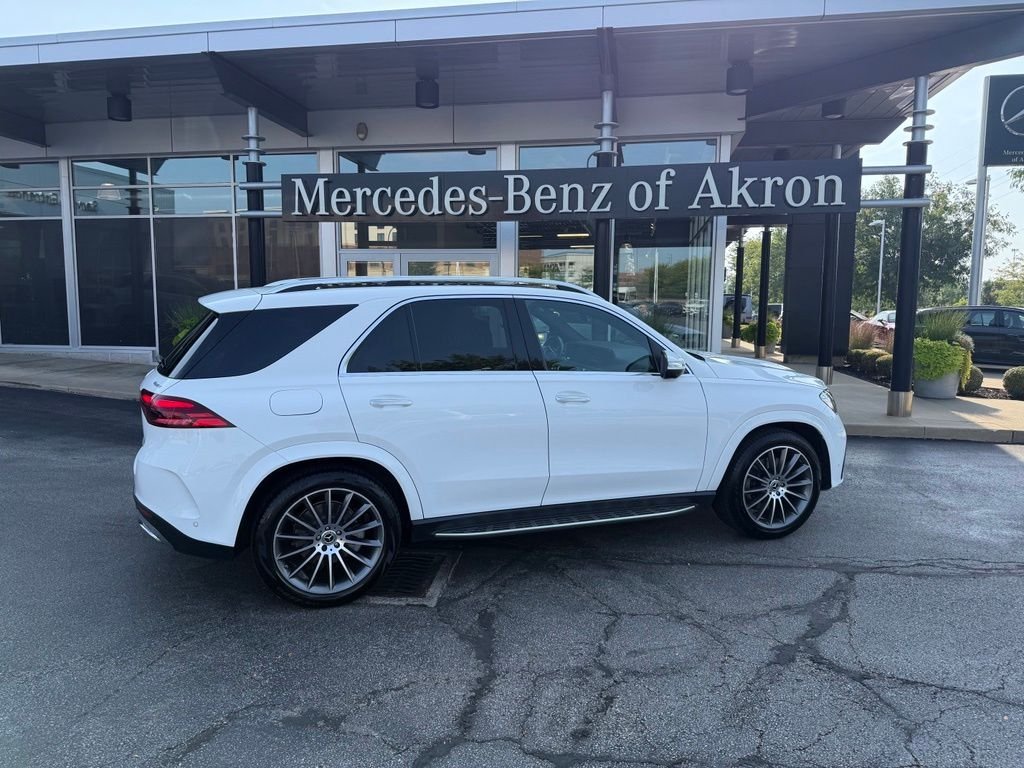 Shop 63 Used Luxury Cars & SUVS for Sale in Akron