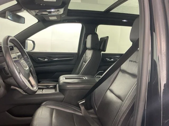 2021 GMC Yukon XL Denali - Photo 14