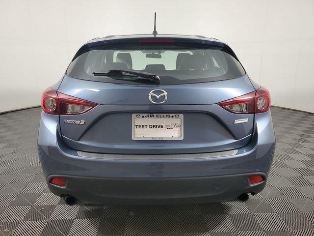 Used 2016 Blue Reflex Mica Mazda i Sport image 5