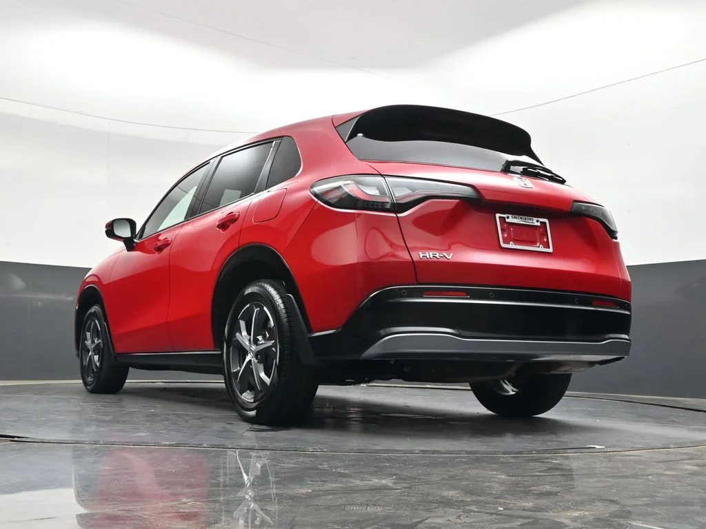 Certified Used 2024 Red Honda EX-L image 35