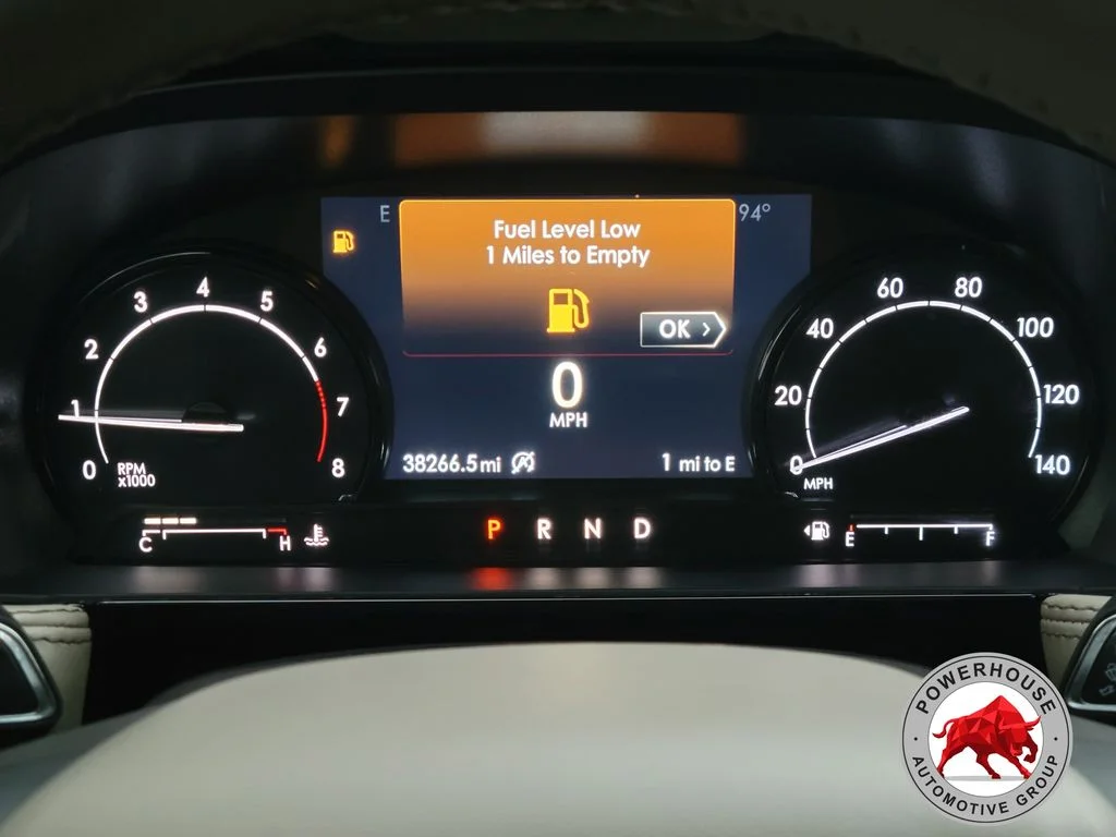 Used 2020 Black Lincoln Standard image 31