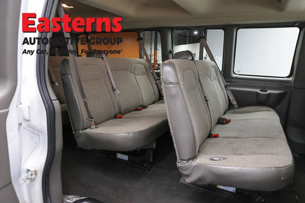 Used 2024 White Chevrolet LT image 22
