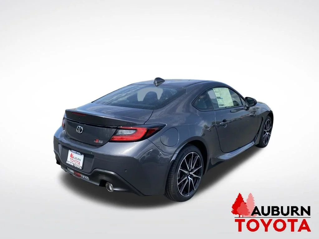 New 2026 Pavement Toyota  AT image 7