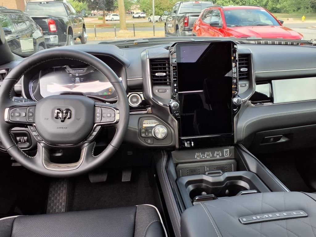 2026 RAM 1500 Limited - Photo 16