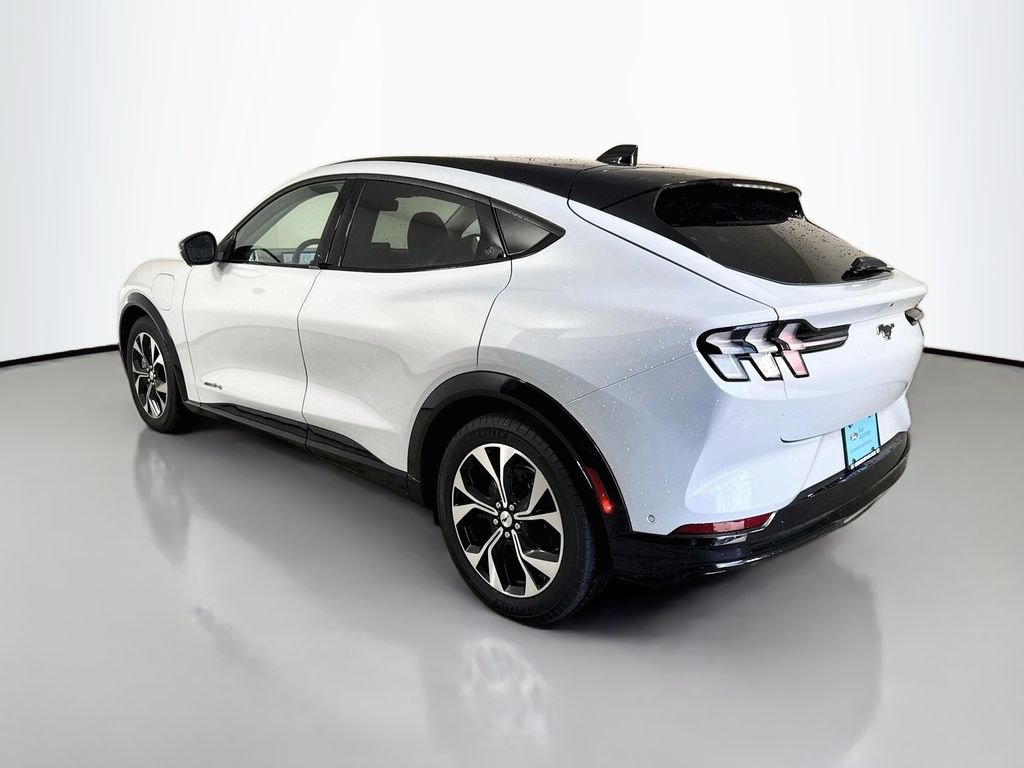 Used 2023 Space White Metallic Ford Premium image 12