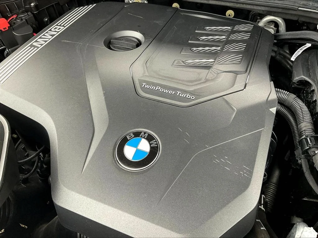 Used 2023 Jet Black BMW xDrive30i image 30