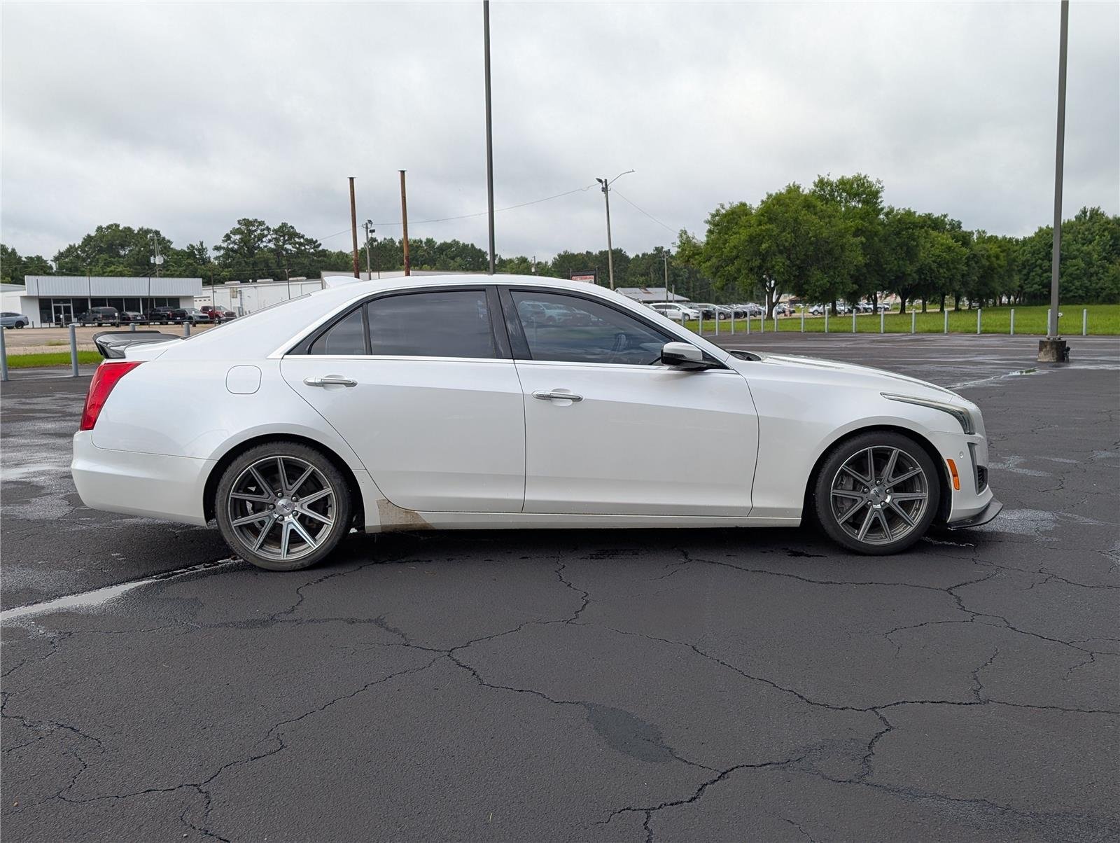 Used 2016 CRYSTAL WHITE TRICOAT Cadillac V-Sport Premium RWD image 6