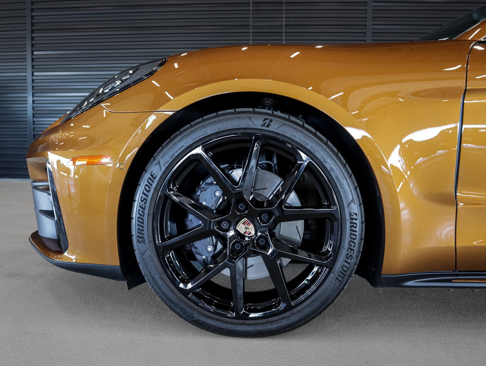 Used 2025 Madeira Gold Me Porsche  image 13