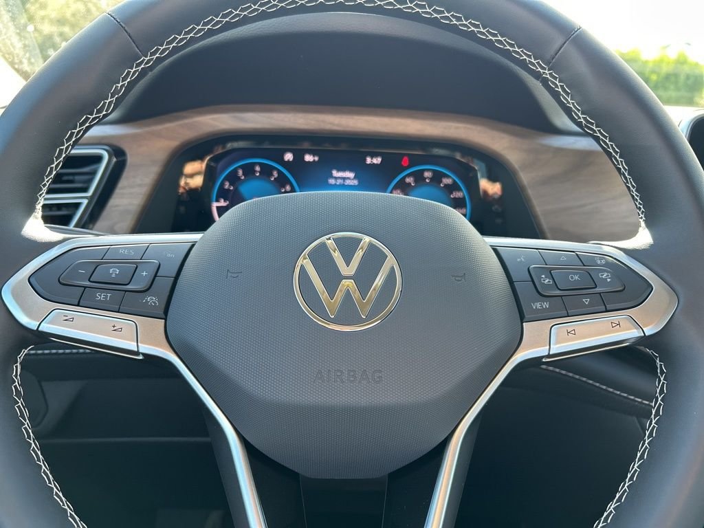 2026 Volkswagen Atlas SE w/Tech - Photo 18