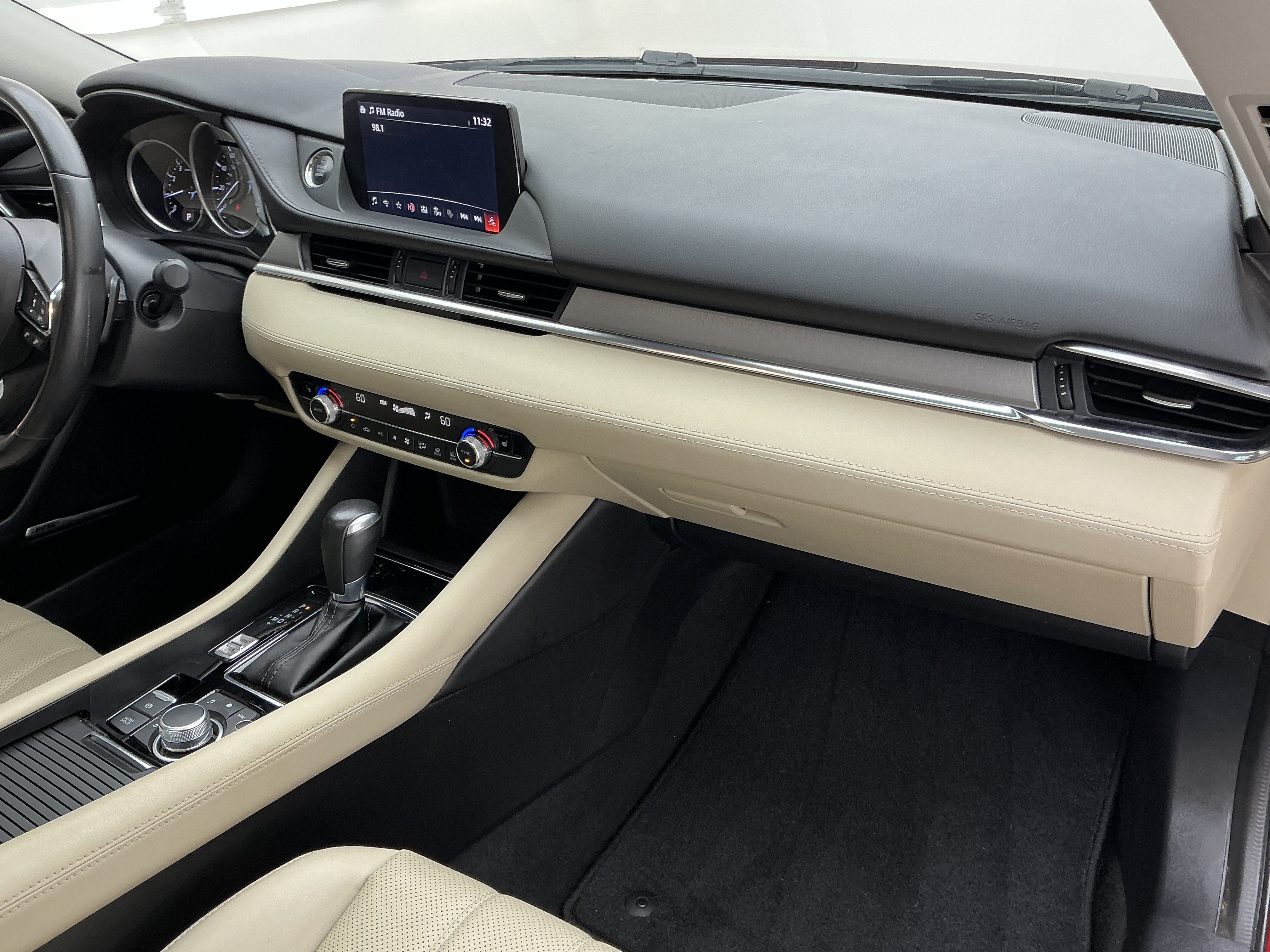 Used 2018 Soul Red Crystal Metallic Mazda Grand Touring image 24