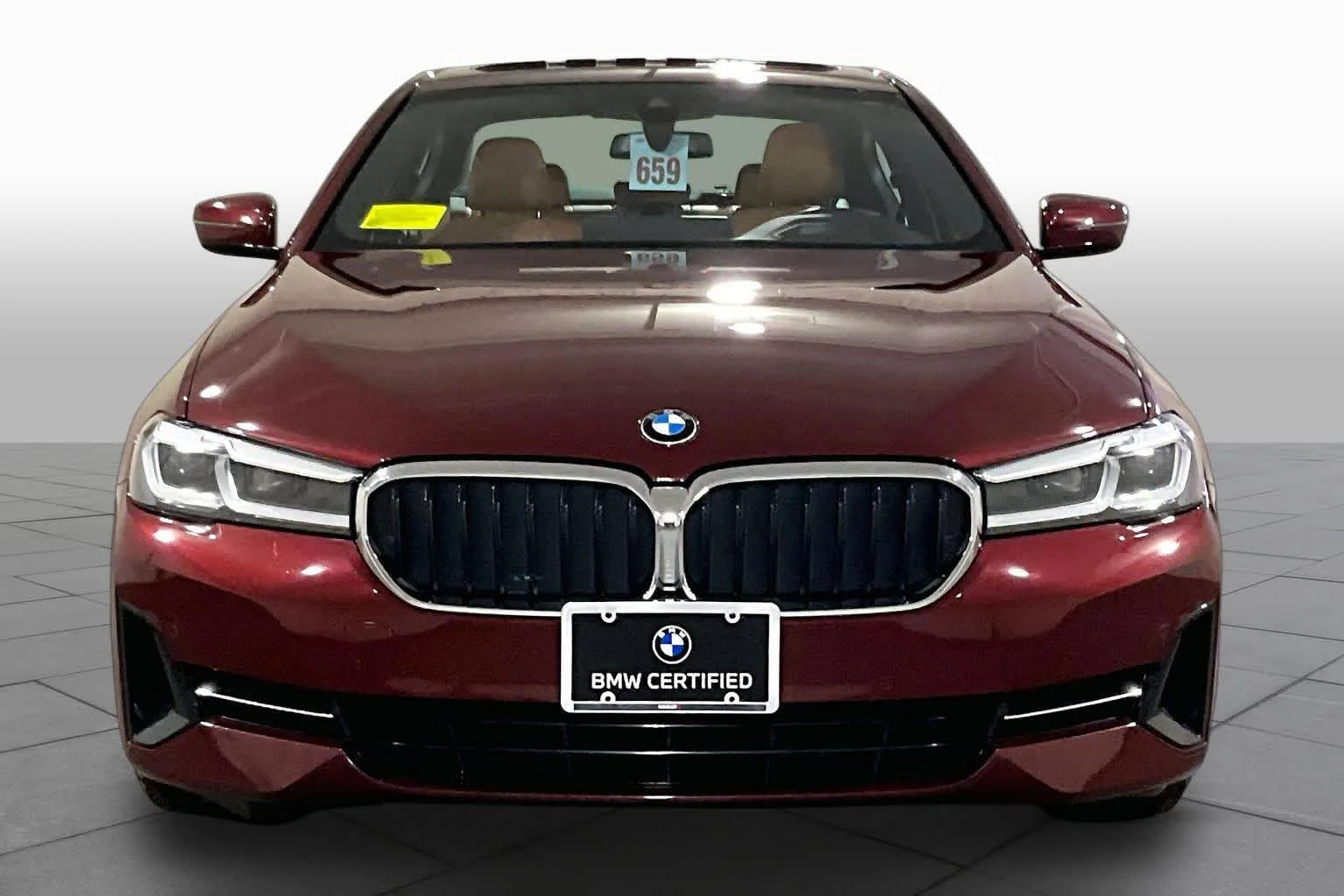 Used 2023 Aventurin Red Metallic BMW 530i xDrive image 3