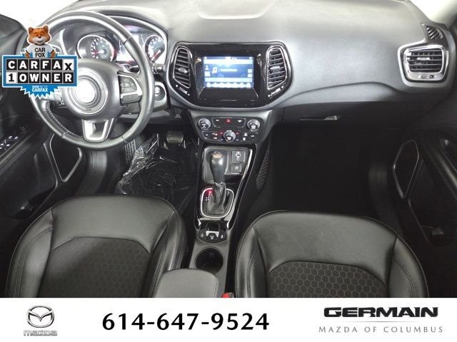 Used 2020 White Jeep Latitude image 30