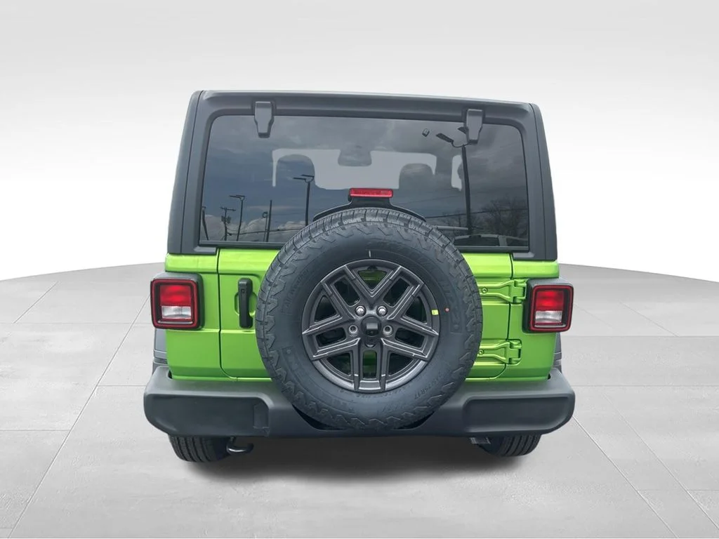New 2026 Mojito Clear-Coat Exterior Paint Jeep Sport S image 4