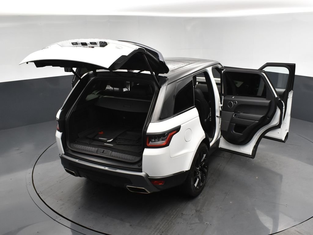 Used 2019 White Land Rover HSE image 28