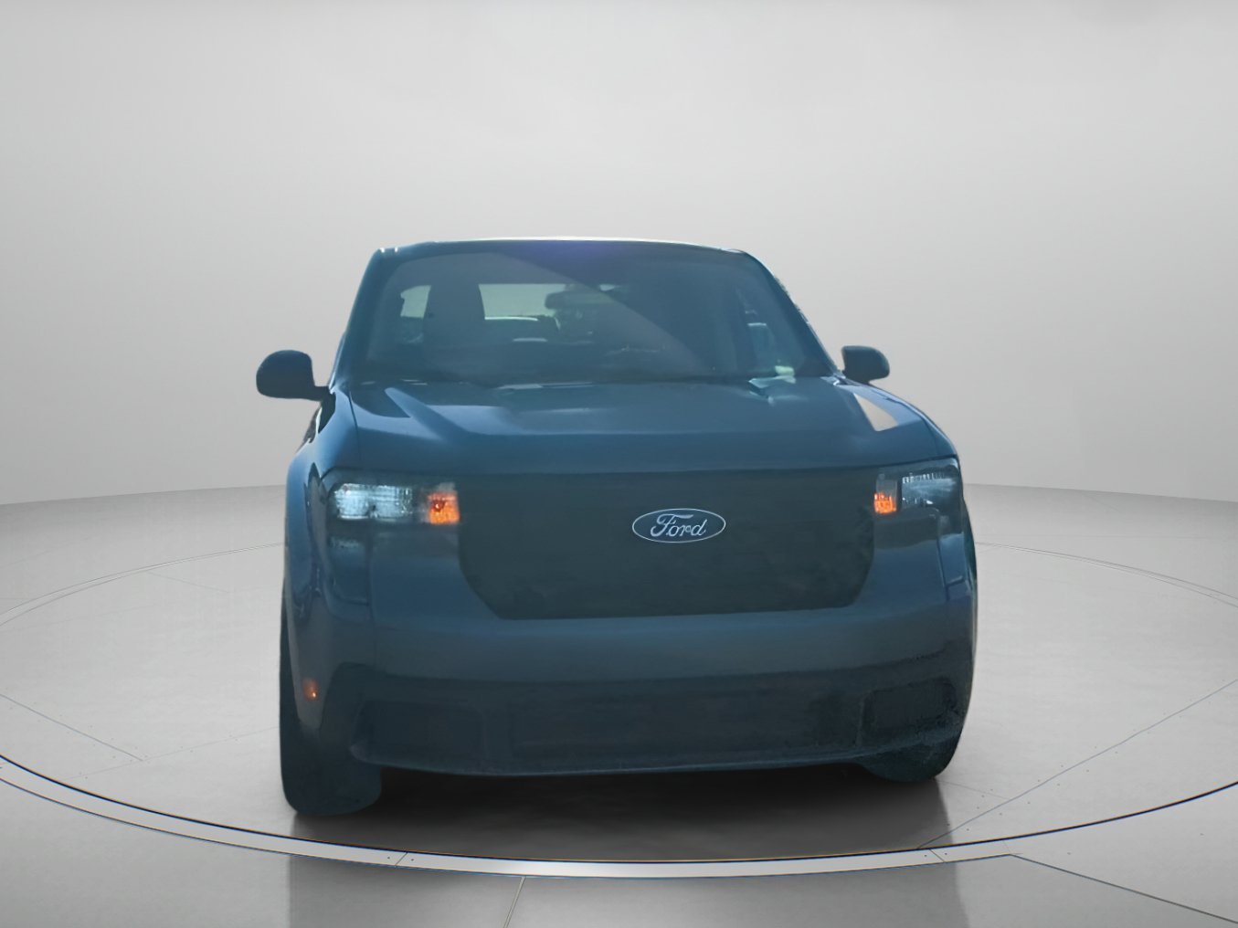 New 2026 Carbonized Gray Metallic Ford XLT image 5
