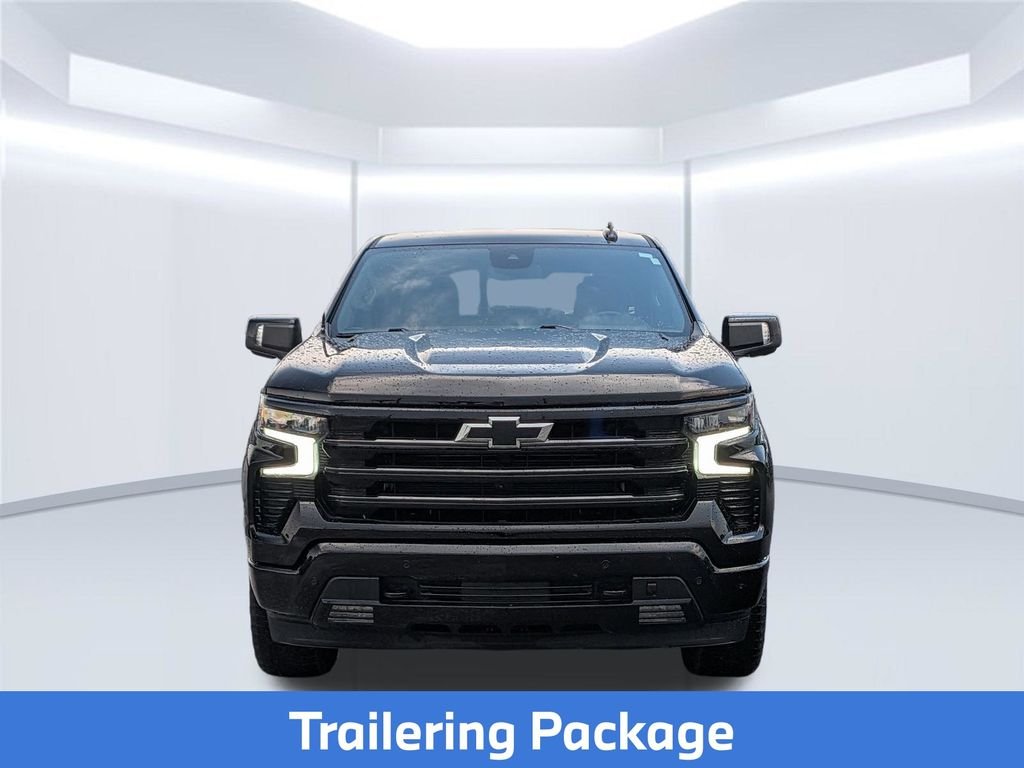 Used 2024 Black Chevrolet High Country image 11