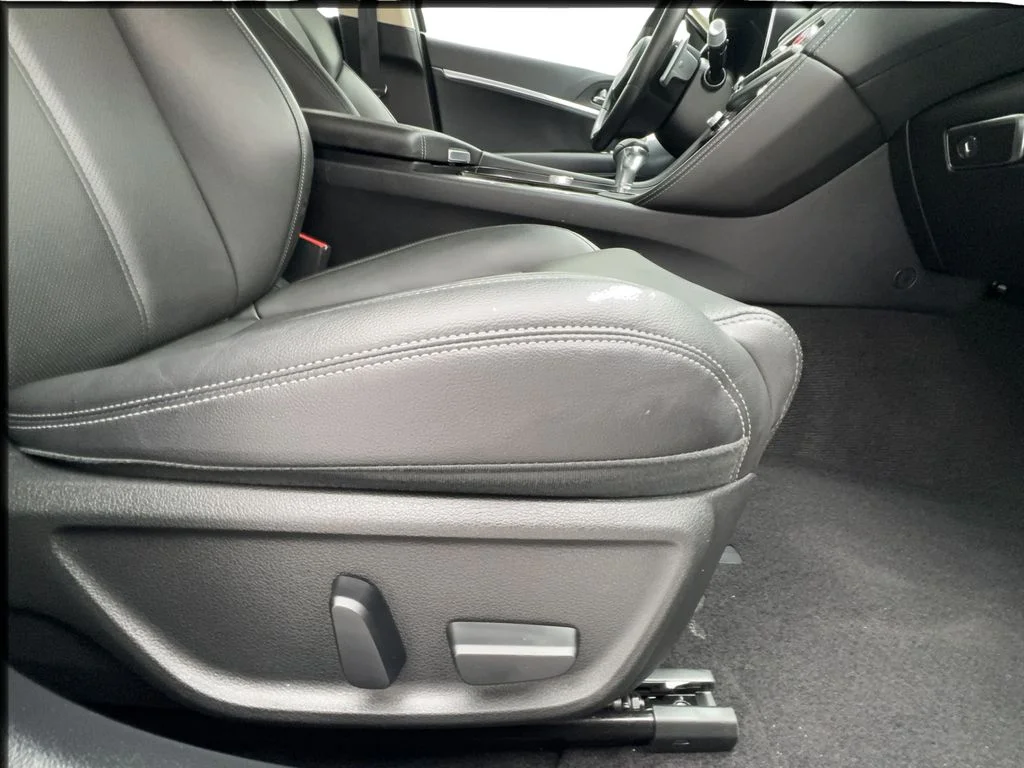 Used 2025 Gray Genesis 2.5T image 31