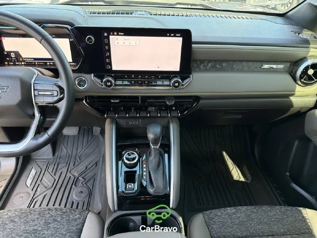 Used 2024 Sterling Gray Metallic Chevrolet ZR2 image 18