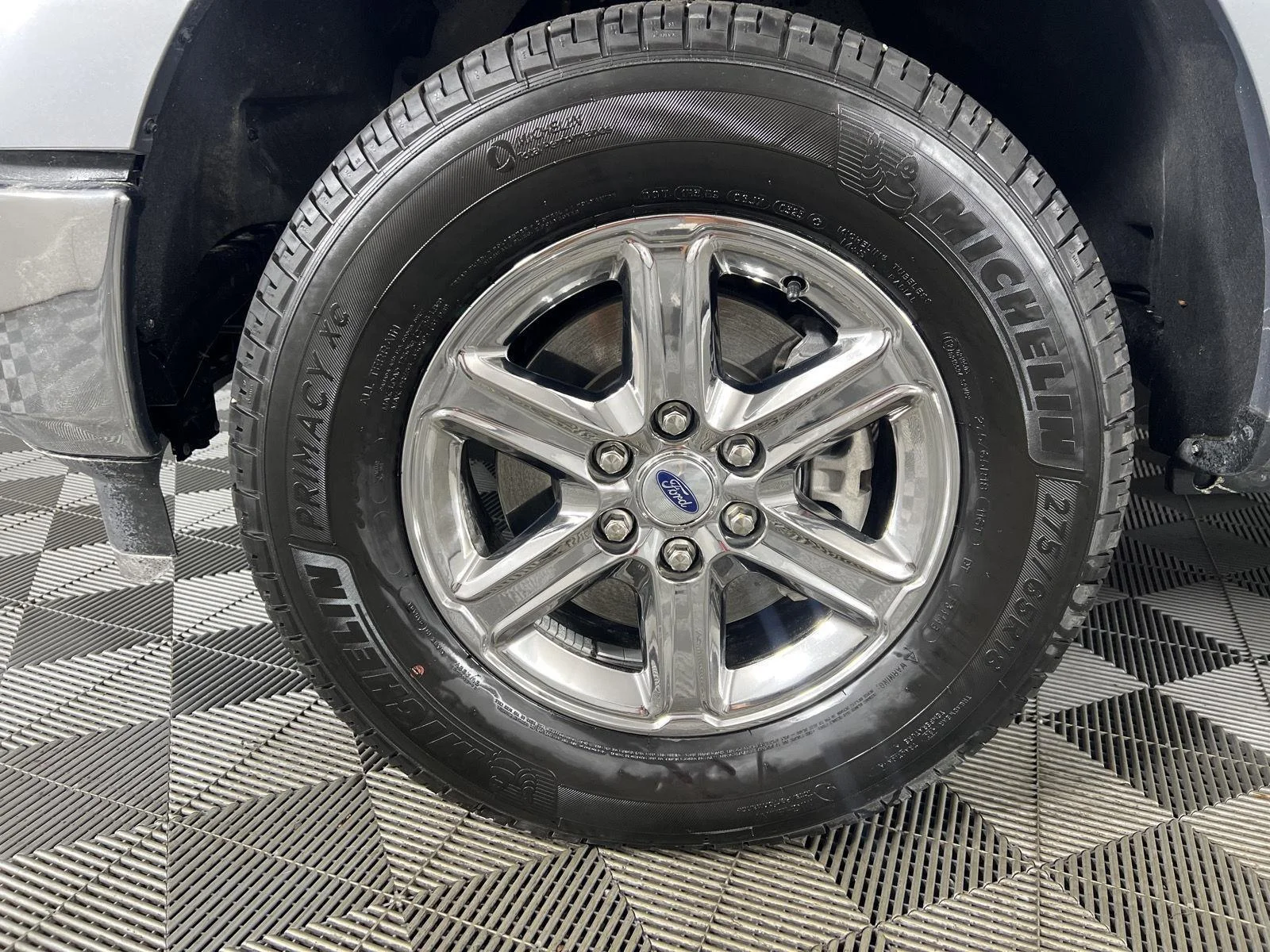 Used 2025 Silver Ford XLT image 15