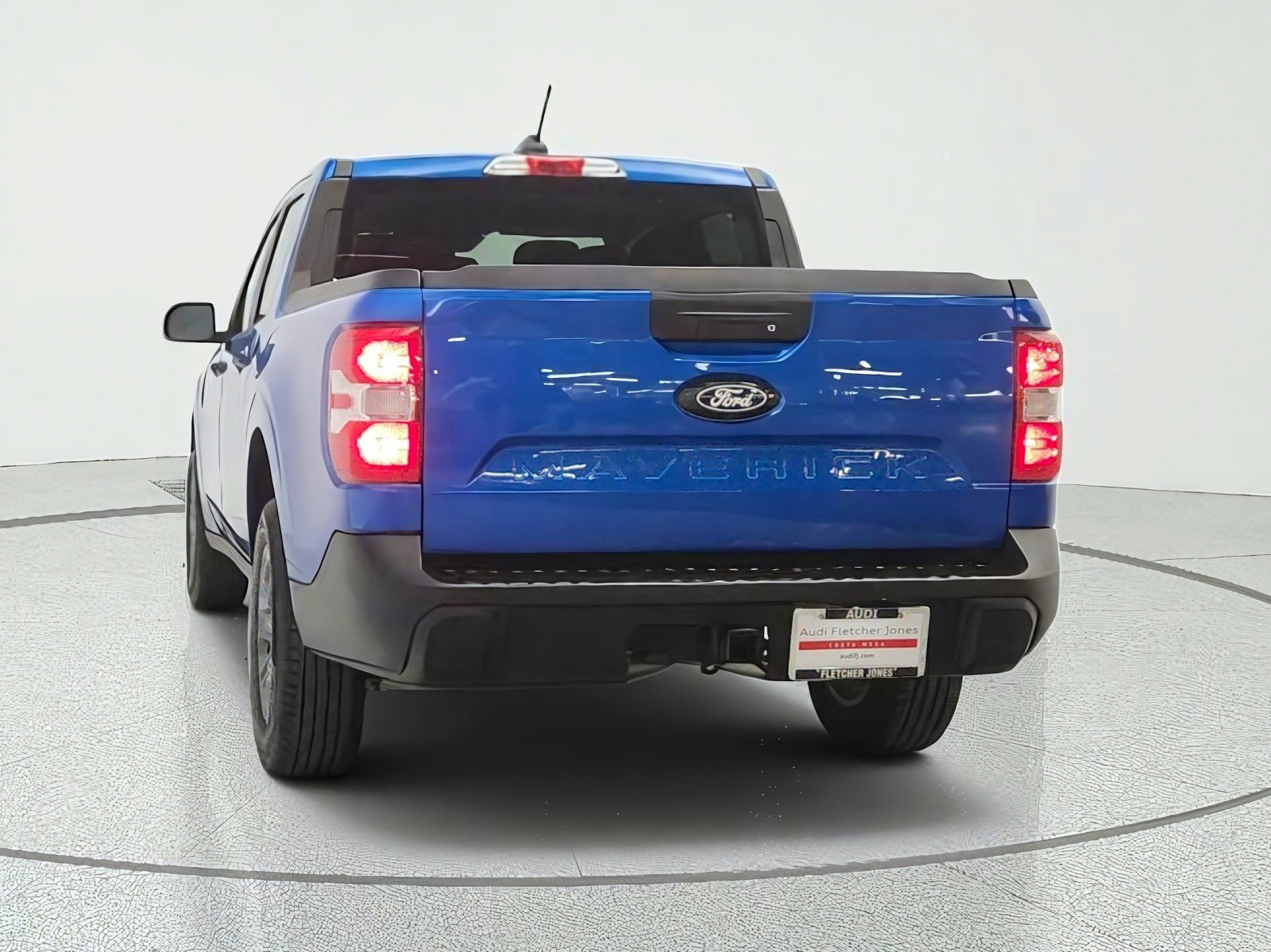 Used 2026 Velocity Blue Ford XLT image 6