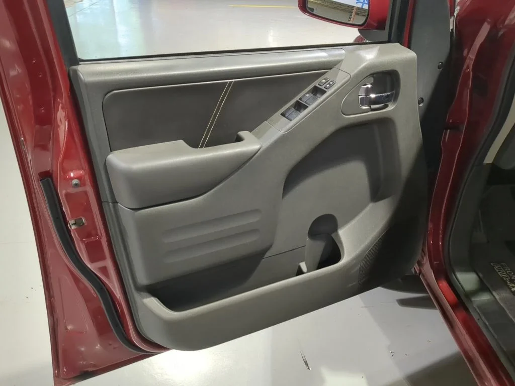 Used 2020 Red Nissan PRO-4X image 13