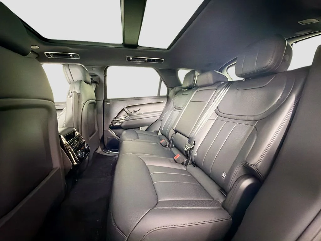New 2026 Varesine Blue Land Rover Dynamic SE image 26