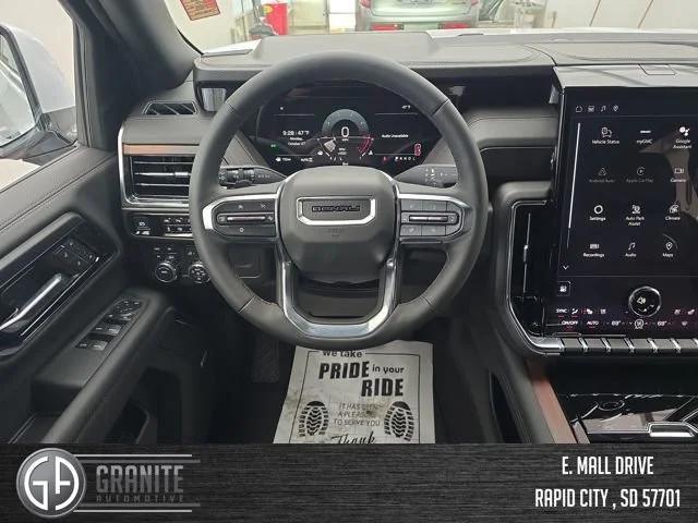 2026 GMC Yukon XL Denali - Photo 14