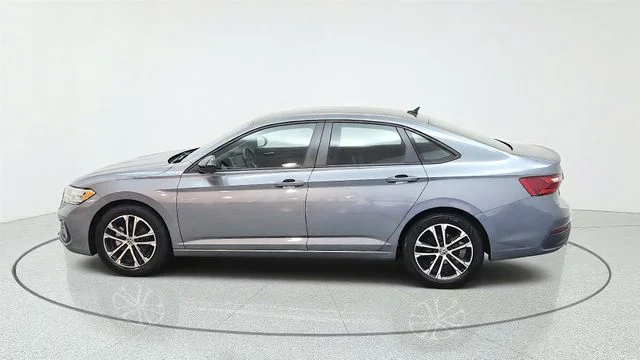 Used 2024 Silver Volkswagen 1.5T Sport image 6