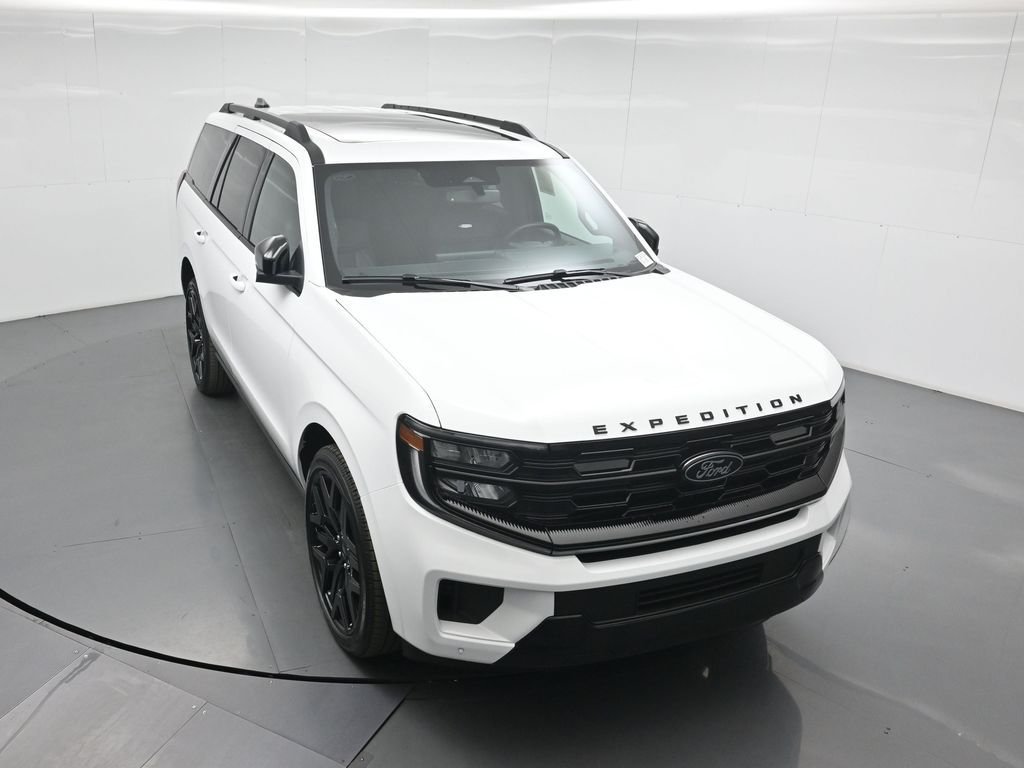 New 2026 Oxford White Ford Platinum image 32