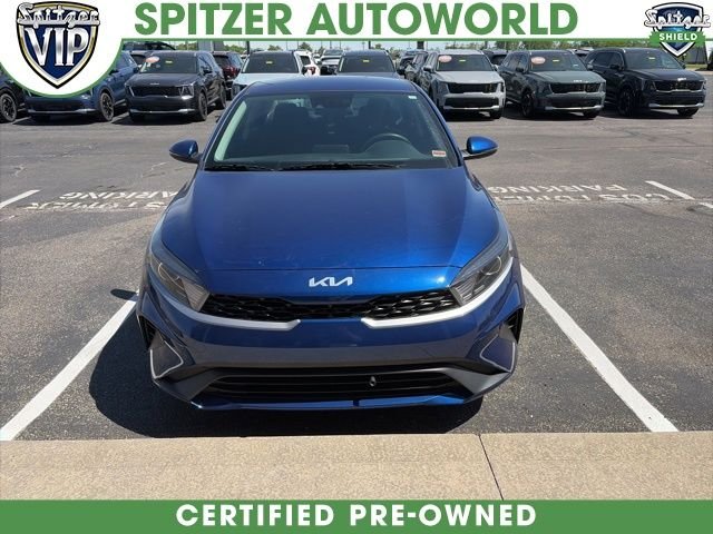 2024 Kia Forte LXS AT's photo