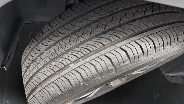 Used 2023 Diamond Black Jeep Altitude image 38