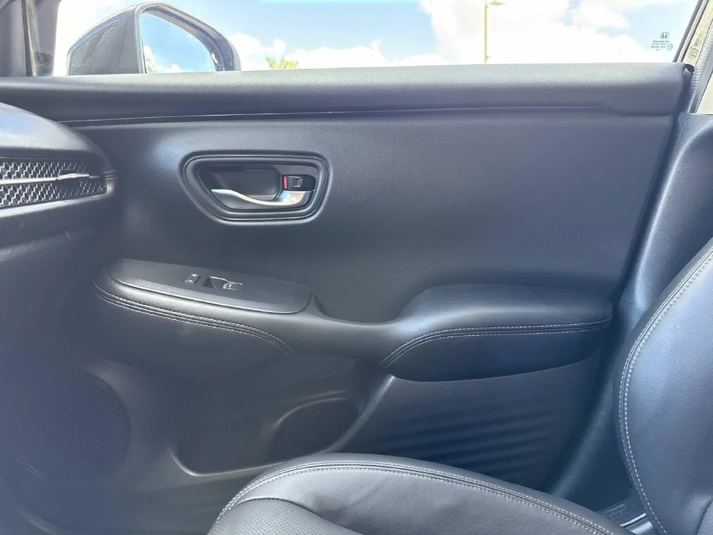 Used 2025  Honda EX-L image 28